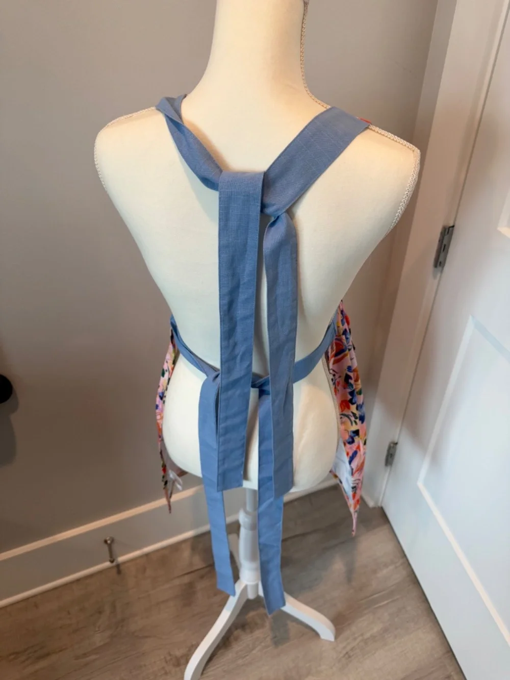 Anthropologie Luna Apron Floral Print